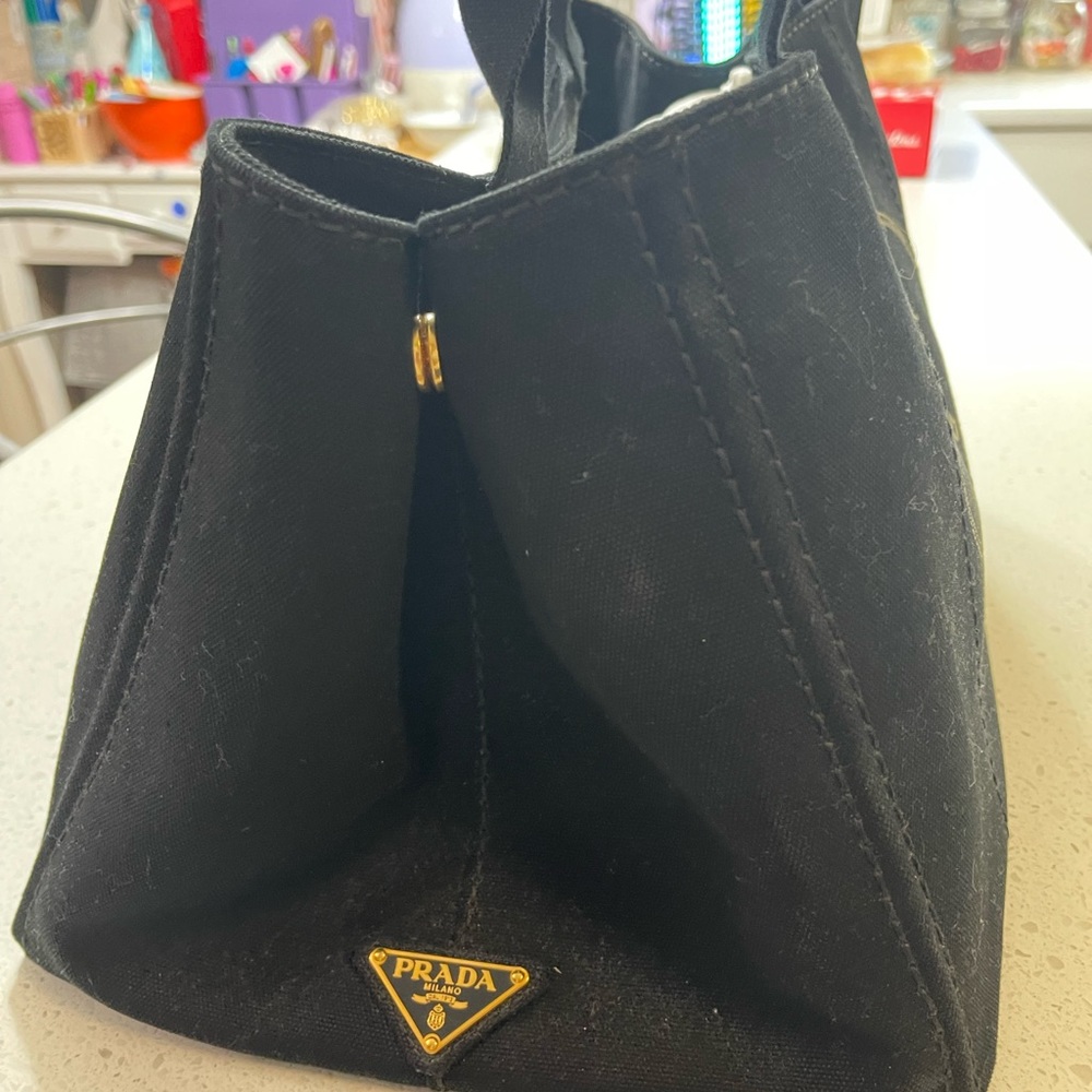 Authentic large prada canapa - Picture 3 of 10